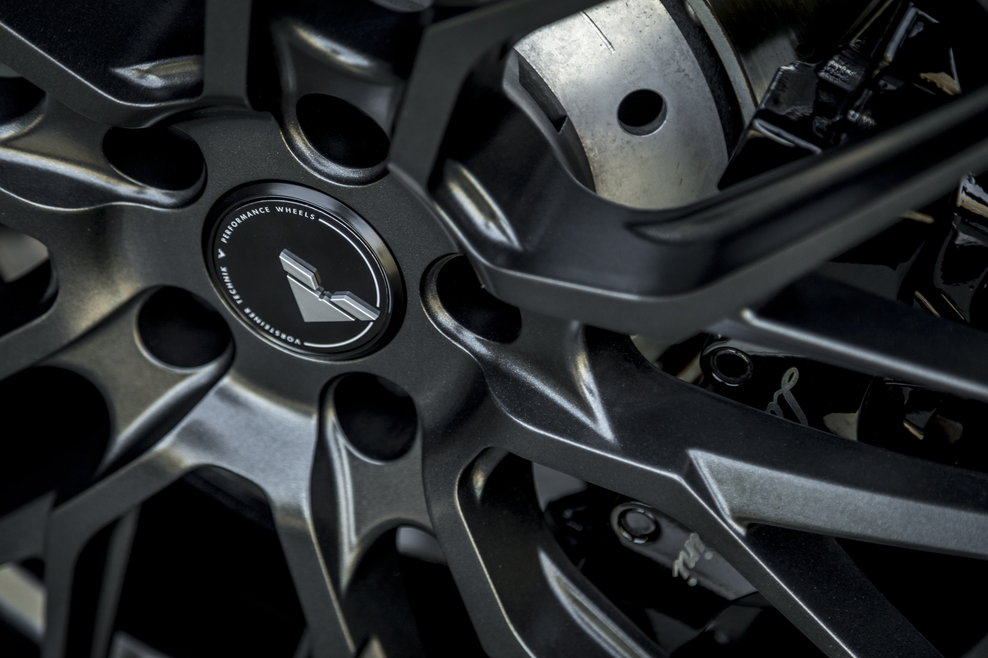 兰博基尼盖拉多爆改内饰,兰博基尼盖拉多改装黑武士