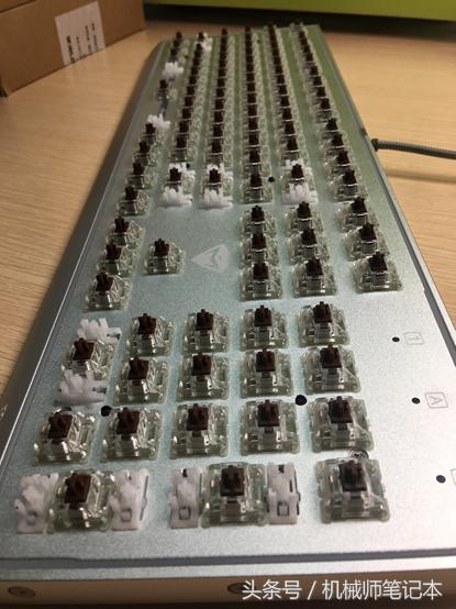 机械键盘白光版测评,cherry机械键盘推荐