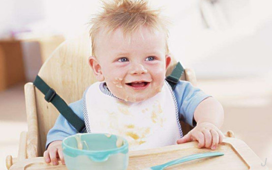 宝宝口气重如何解决,宝宝口气重是什么原因