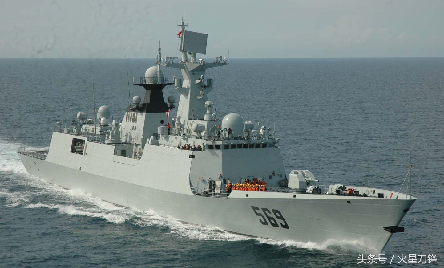 单价3.8亿，排水4200吨32枚导弹！阿、泰两国却接连弃购