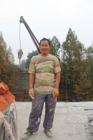 盖房的心酸和难处只有自己知道,父母盖房子的心酸感悟