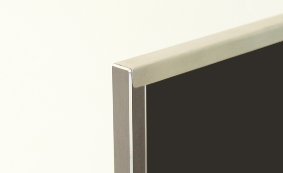 一台电视,一台电视一台投影