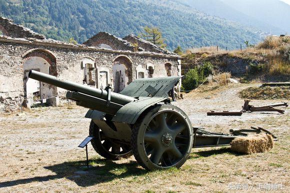 二营长的意大利炮是什么电影,二营长的意大利炮有几发子弹