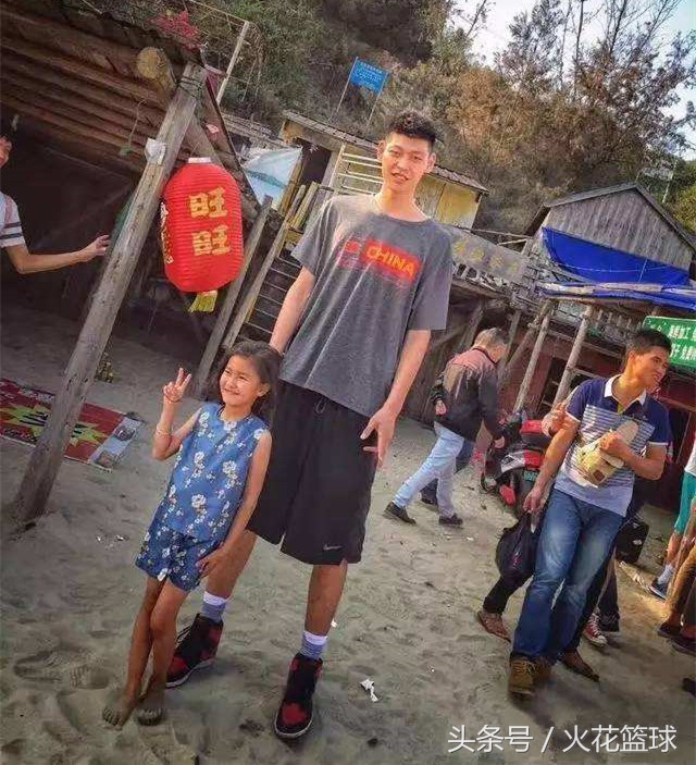 18岁篮球国家队,18岁小将一脚进球进入世界杯