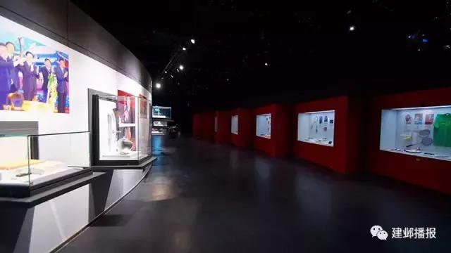 漫步南京钟山风景区,南京奥林匹克博物馆夜景