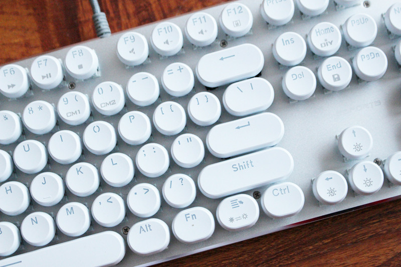 机械键盘蒸汽朋克推荐,朋克蒸汽机械键盘适合什么键帽