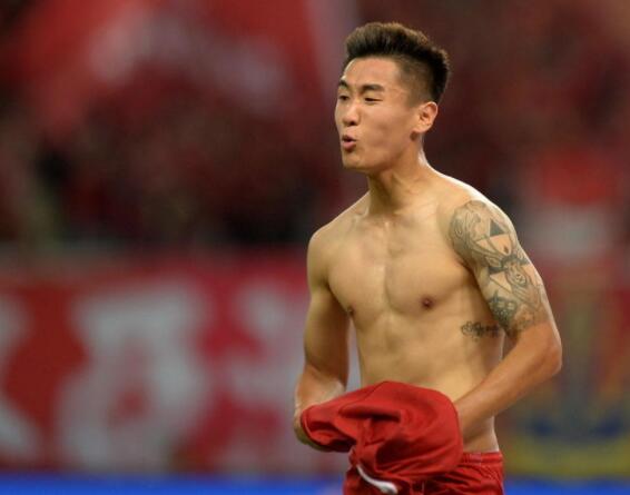 上港3:2浦和,上港3:0大胜申花