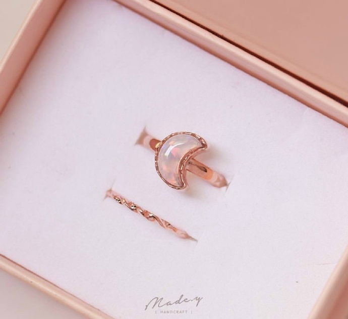 你的少女心被你承包了,你的少女心由我来守护下一句