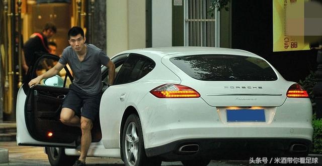 国足豪车座驾大全,国足球员豪车豪宅