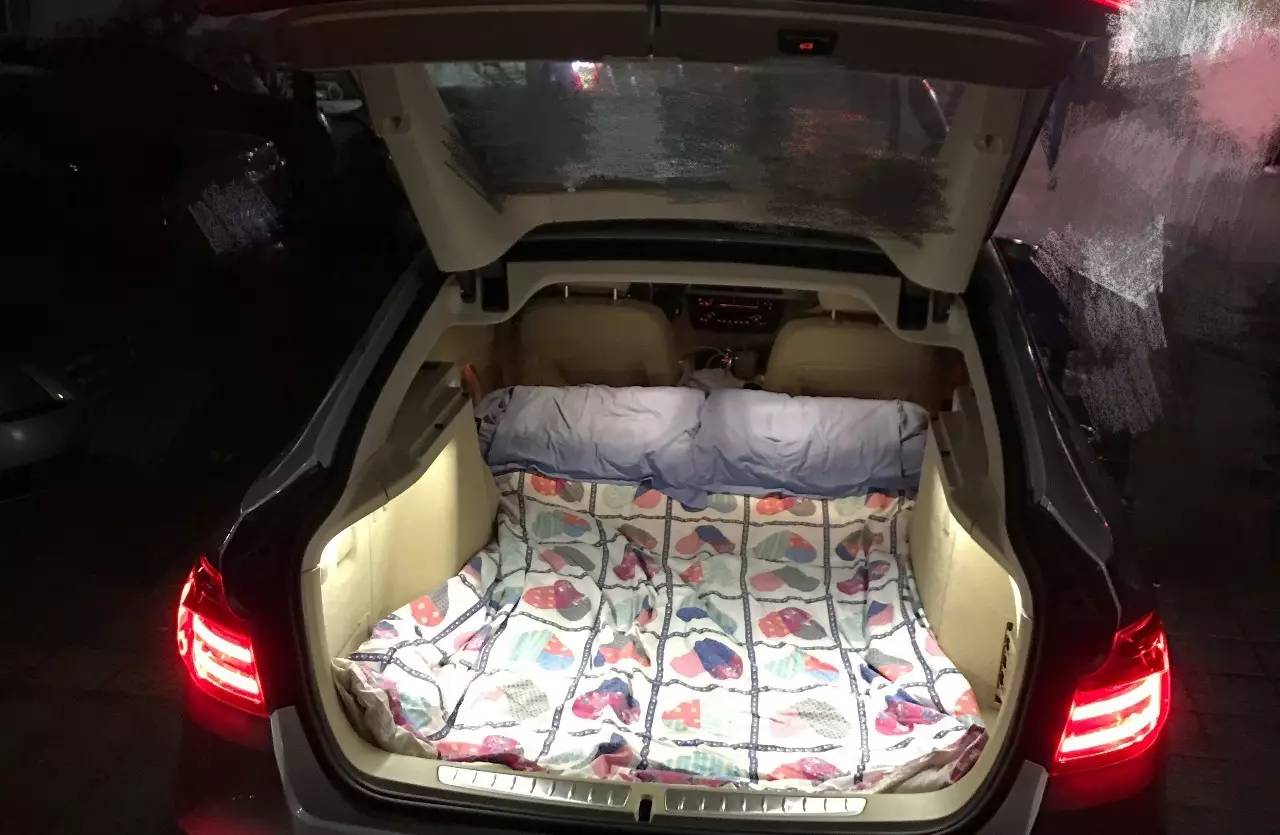 新款宝马3系和3系gt舒适度哪个好,3系gt和3系操控性对比