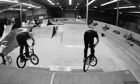 大学中肯定有这7潮人!土豪级的、省吃俭用的、还有买假货?