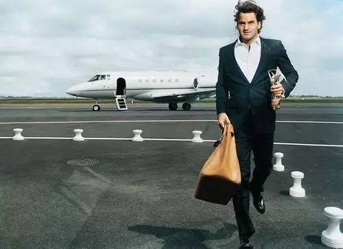 费德勒球衣演变,费德勒发型