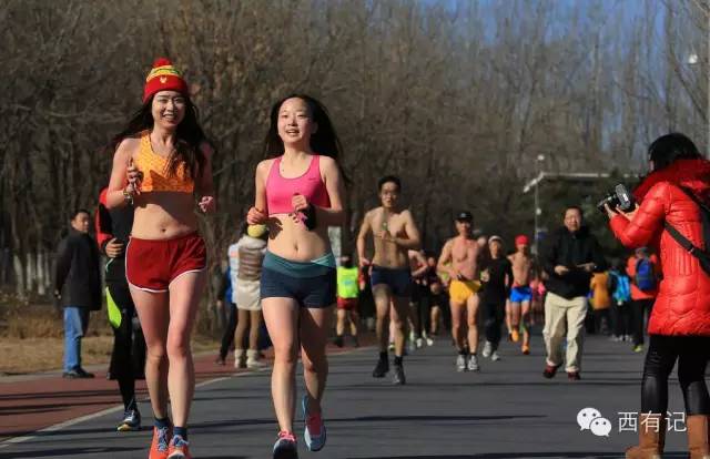 有了这些穿搭让你秒变韩剧女主角,有了这些道具能把自己变得美美哒