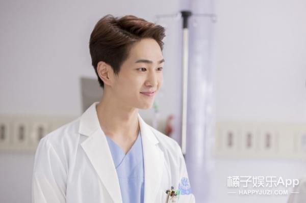 景美、颜好、演技佳！年度最强阵容，《太阳的后裔》千万别错过！