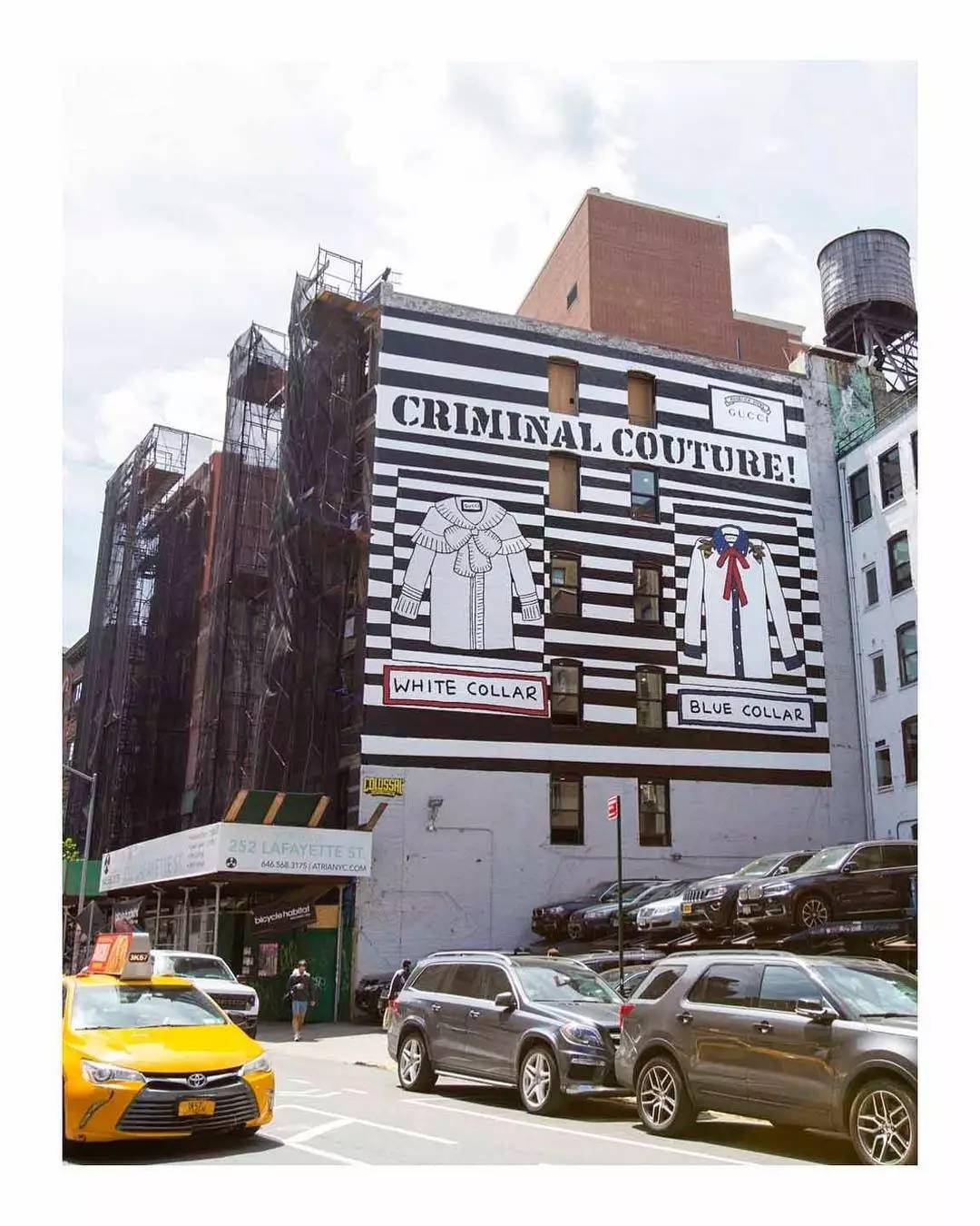 t恤牛仔甜酷,今夏流行这4种t恤时尚又百搭