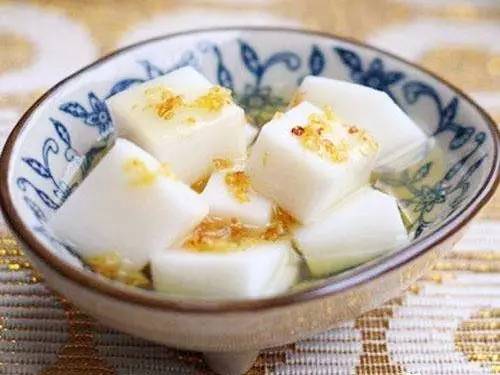 炎热的夏天也不觉得热怎么办,天热腿酸软无力是什么原因