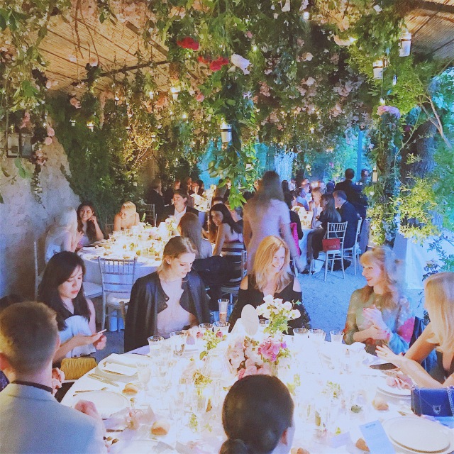 迪奥dior高定秀,迪奥早春红毯