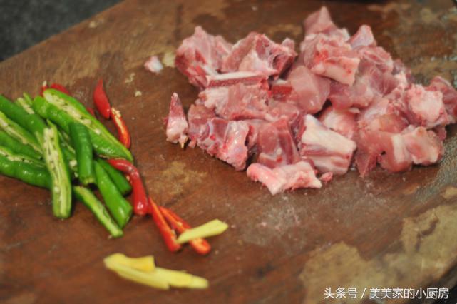 有这样的神器再也不怕剁辣椒了,有了这个神器再也不怕剁蒜蓉了