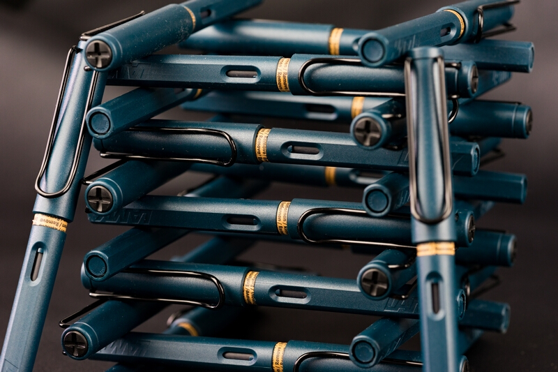 燃起你的热情,燃起你的热情是什么歌