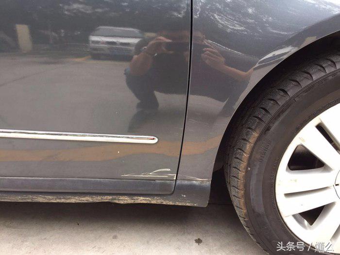 09年迈腾b62.0t什么变速箱,10年迈腾b61.8t新车售价多少