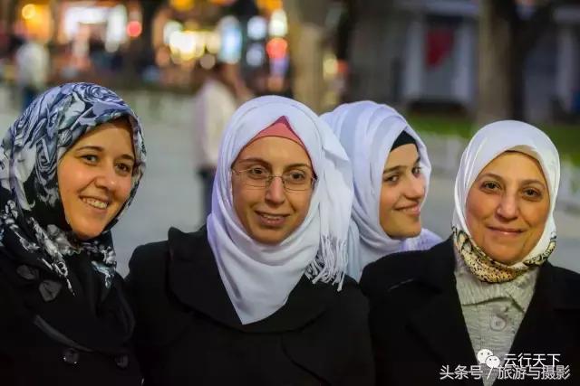 土耳其人一个月多少工资,土耳其人一天在干什么