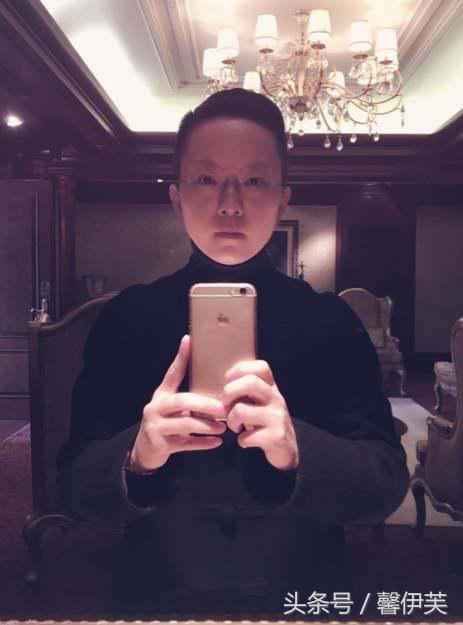 她是戏曲界的“小孟小冬“，被称为瑜老板，因参加跨界歌王被熟知