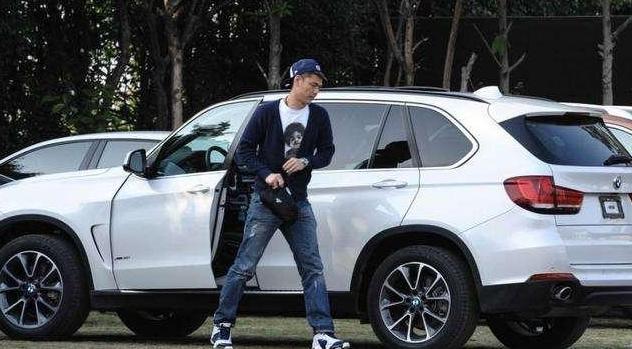 中国男足球员的座驾价格,中国男足队友座驾
