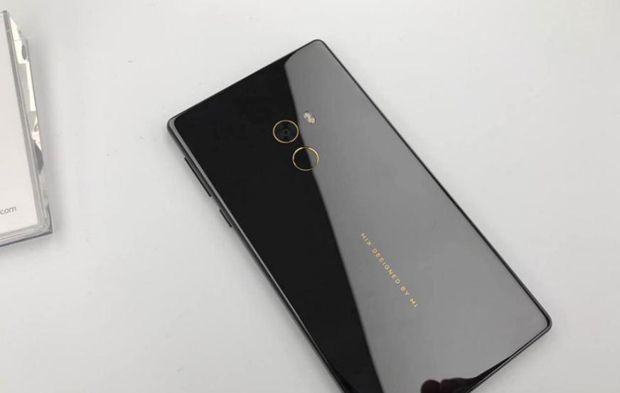 小米6陶瓷版容易有缝隙吗,小米6陶瓷黑和亮黑