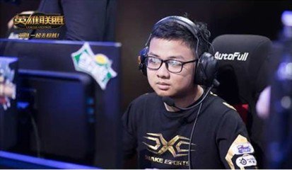 玩蛇的Snake，还有旅游代购的we，我拿什么来支持LPL？