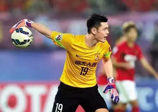 18岁被借给印尼,一路升级成圣战士,他都经历了什么?