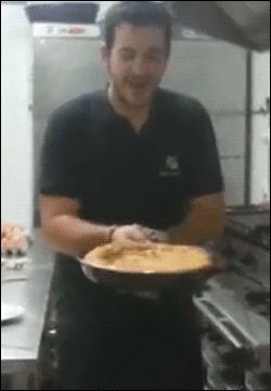 逗比搞笑：漂亮女友忘记了银行卡密码