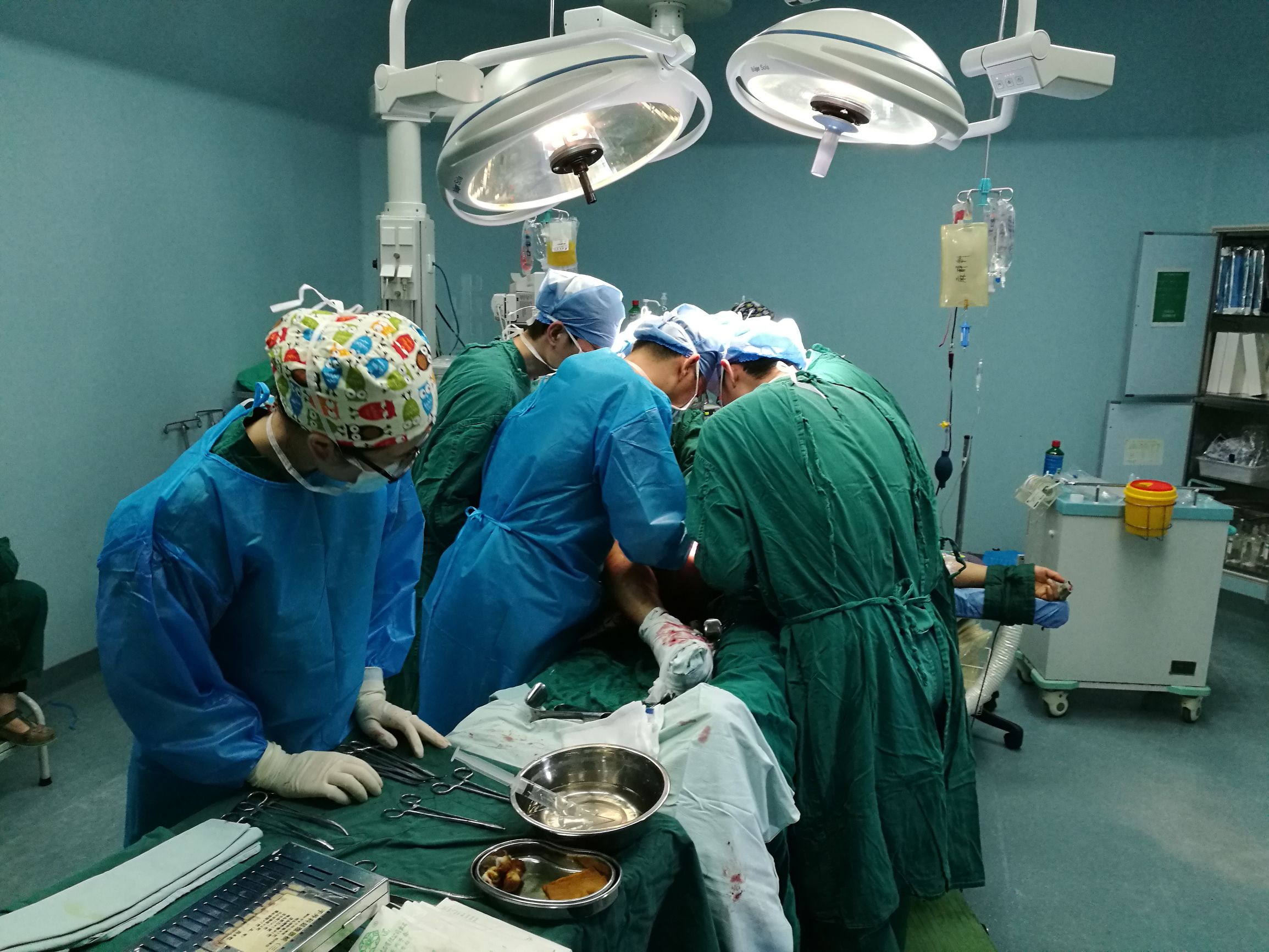 大医精诚，多科强强联手成功救治一例股总动静脉完全断裂患者