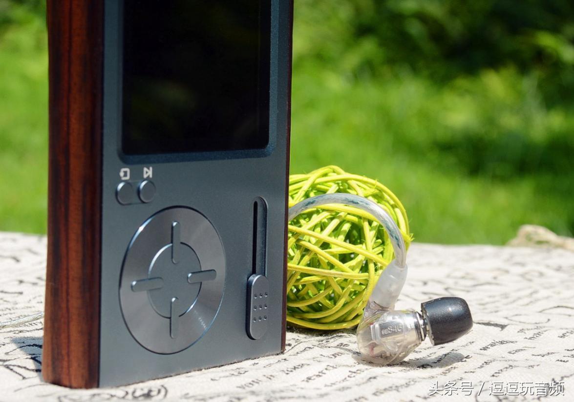 延承经典的国砖——七彩虹C10评测