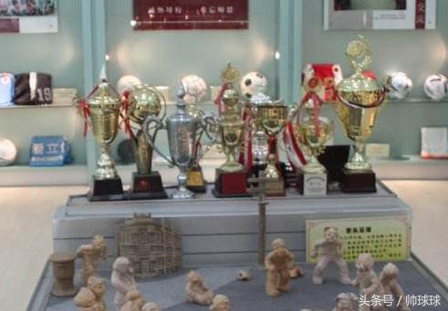 为国足输送数位国脚的东北路小学60年来依旧坚守，传承校园足球