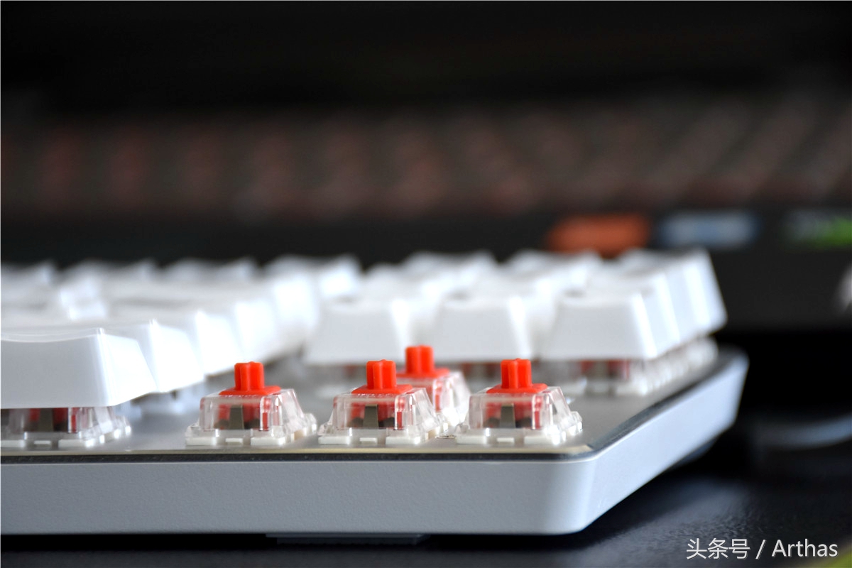 雷柏v500pro快银轴键盘测评,雷柏v500s冰晶版怎么调灯光