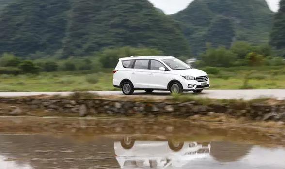 长安凌轩试驾,试驾长安凌轩视频