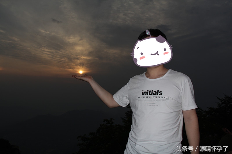 给爬泰山的朋友备注,爬泰山需要准备的物品朋友圈