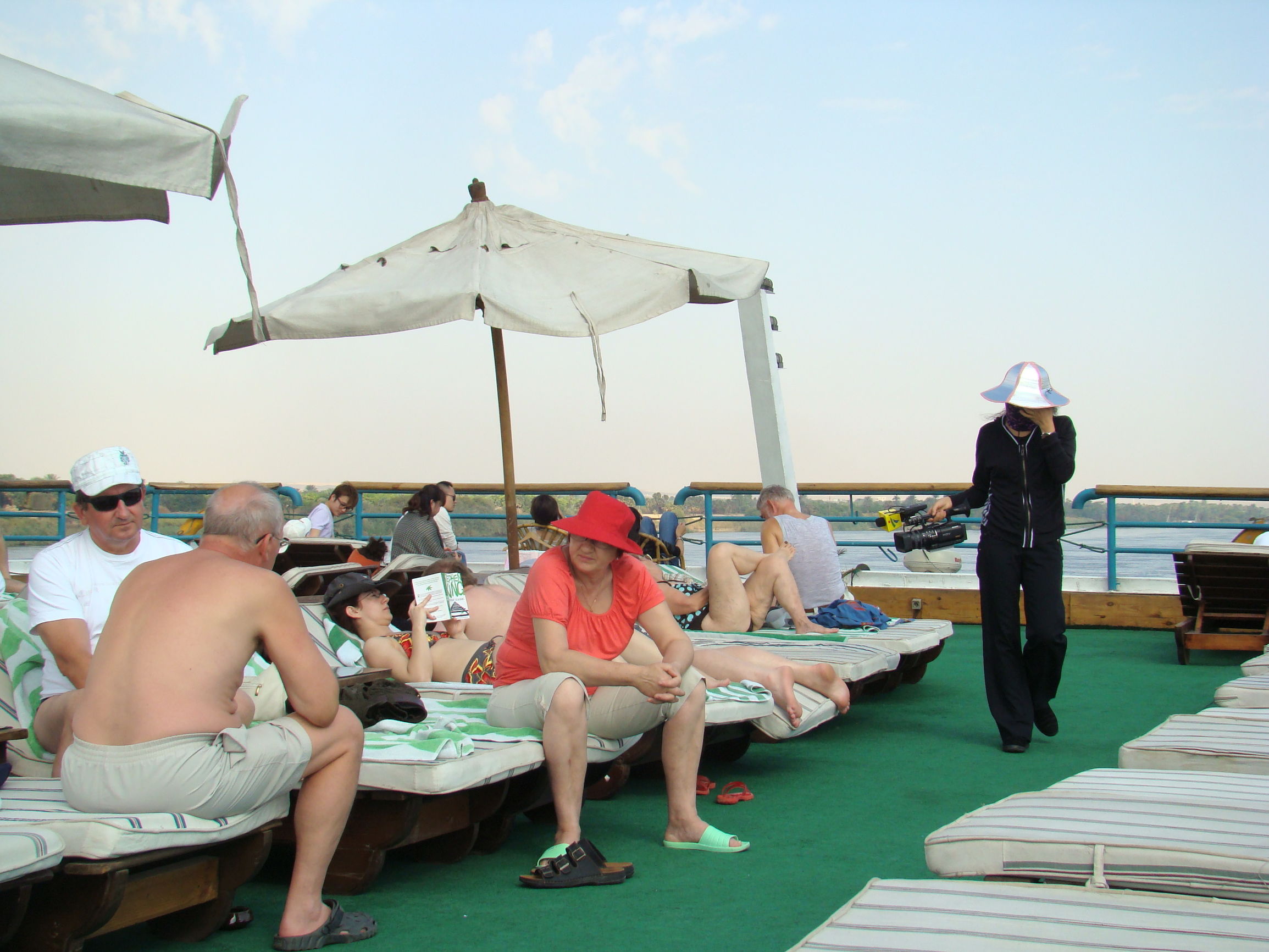 埃及三大著名的金字塔,埃及金字塔探秘纪录片