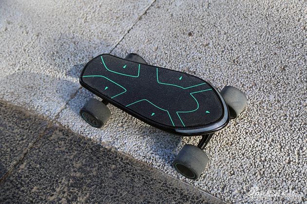 极客丨谷歌地图十周岁！PS3游戏机宣布停产！网络安全法新规