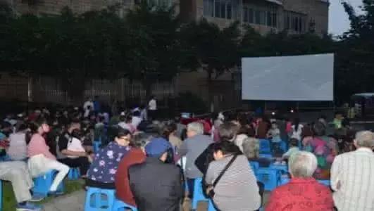 忆童年小时候的快乐很纯粹,忆小时候的幸福美句