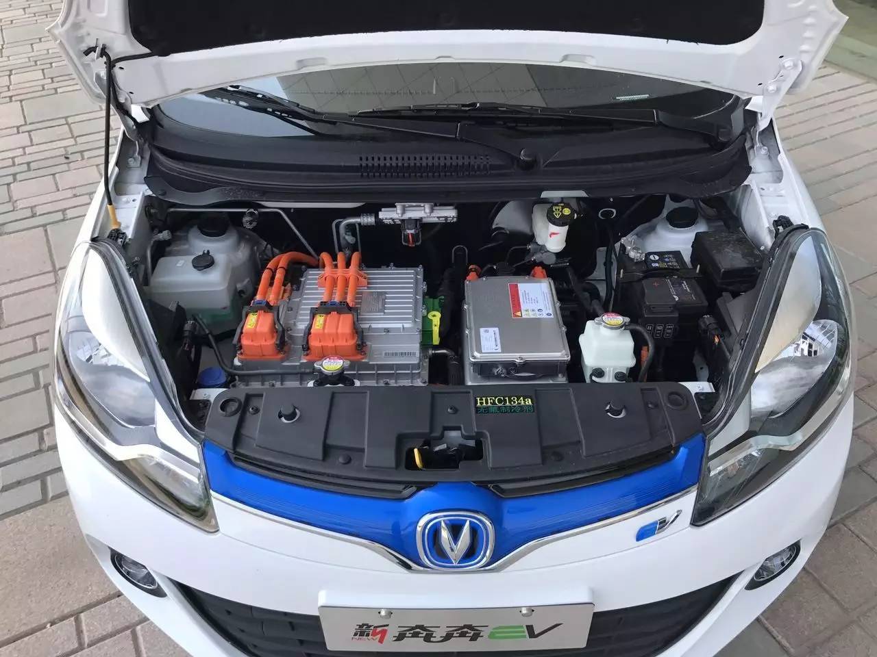 奔奔ev180续航测试,长安奔奔ev怎么解除低电量限制