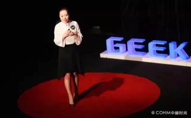 买手制租衣平台推销生活方式|衣二三创始人兼CEO采访