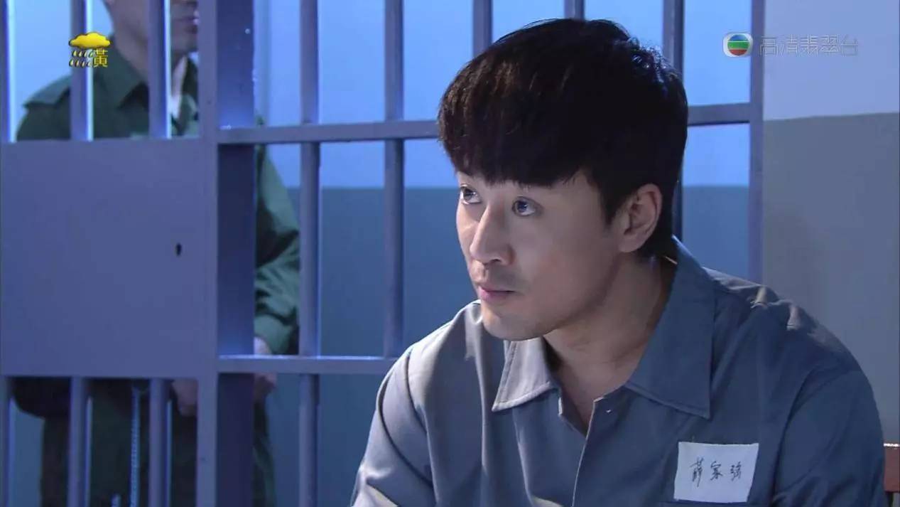 *底卧**剧归来，你的flag要往哪砸？