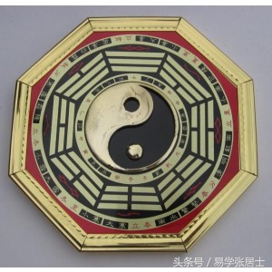 镇宅的八卦镜怎么摆放好,八卦镜是怎么摆放在门上