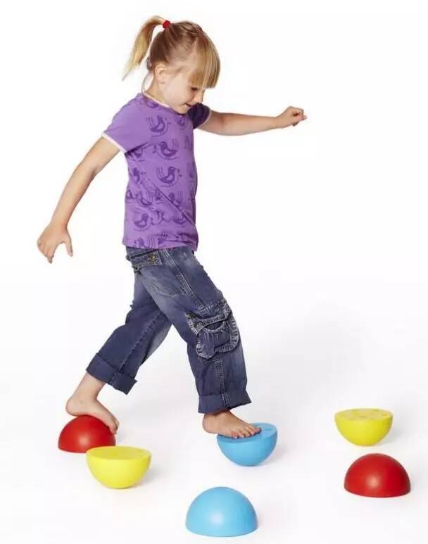 4岁爬行有助于前庭觉发育吗,前庭觉发育迟缓应该怎么训练