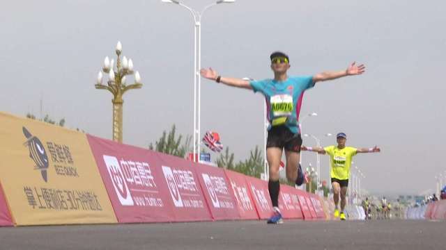 银马槽点那么多但是究竟是什么支撑你们跑过了黄河抵达终点？