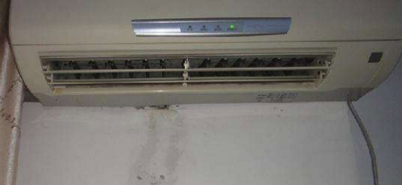 空调挂机漏水怎么拆开处理视频,奥克斯新款空调漏水怎么处理