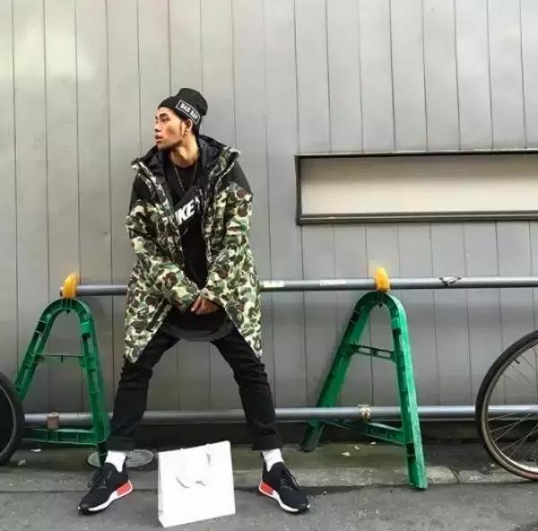 头条｜除了GD，他才是韩国嘻哈圈最会穿衣男人！