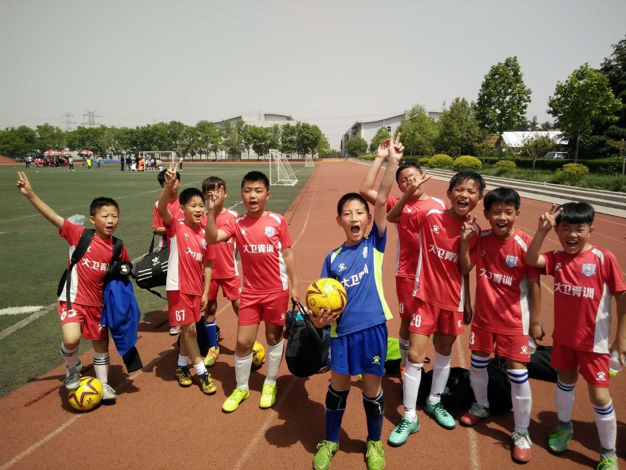 特大喜讯！胶州专一汽车与大卫青训签订合作协议