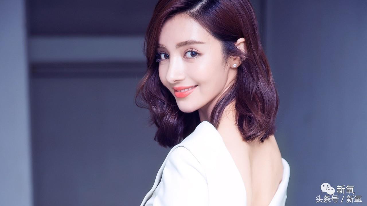 古力娜扎和迪丽热巴谁更好看街拍,迪丽热巴古力娜扎身材照片